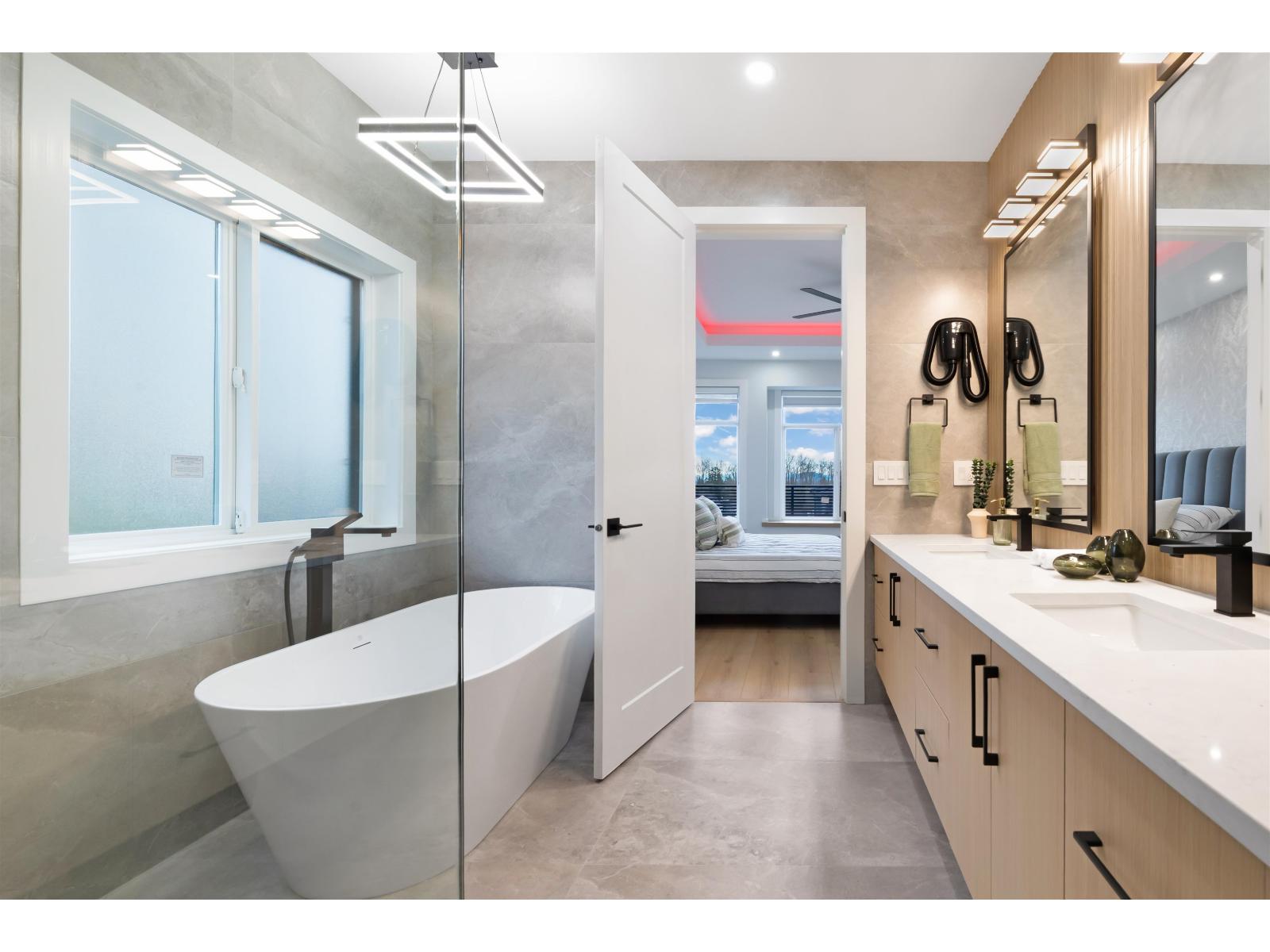 6931 205 Street, Langley, British Columbia  V2Y 1R2 - Photo 27 - R3087675