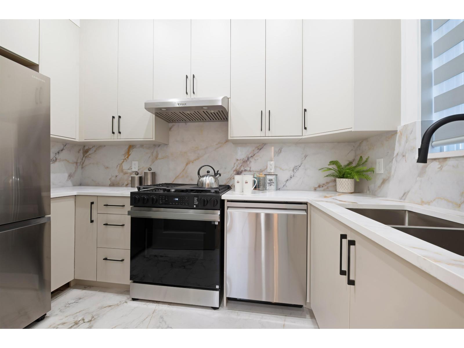 6931 205 Street, Langley, British Columbia  V2Y 1R2 - Photo 39 - R3087675