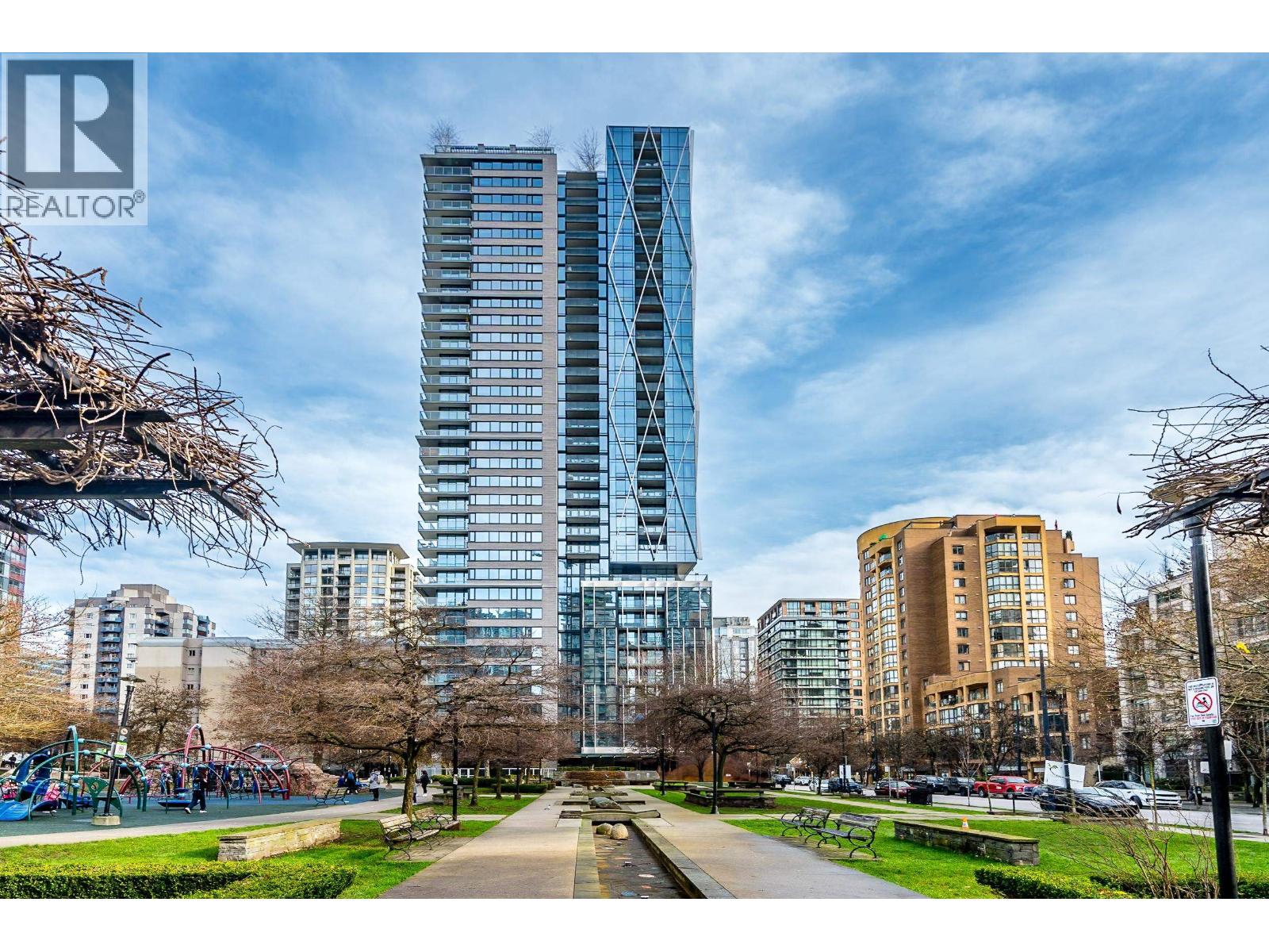 Listing Picture 2 of 40 : 2703 1111 RICHARDS STREET, Vancouver / 溫哥華 - 魯藝地產 Yvonne Lu Group - MLS Medallion Club Member