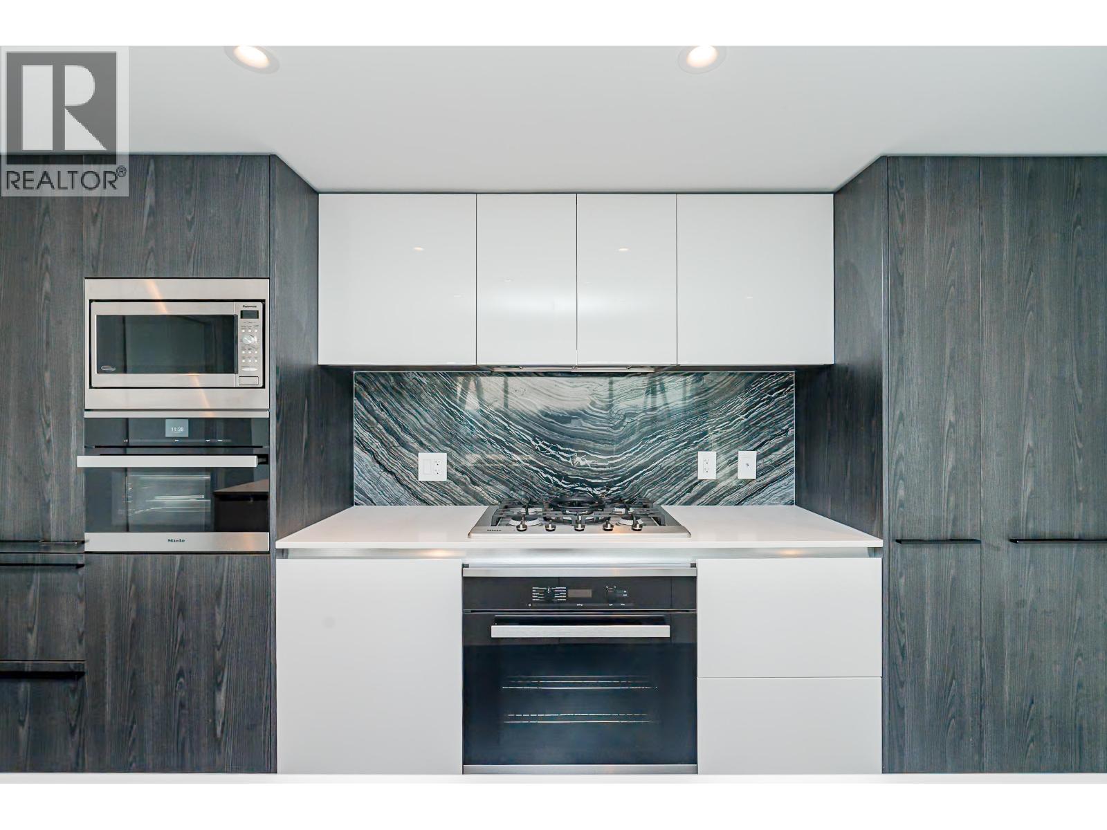 Listing Picture 7 of 40 : 2703 1111 RICHARDS STREET, Vancouver / 溫哥華 - 魯藝地產 Yvonne Lu Group - MLS Medallion Club Member