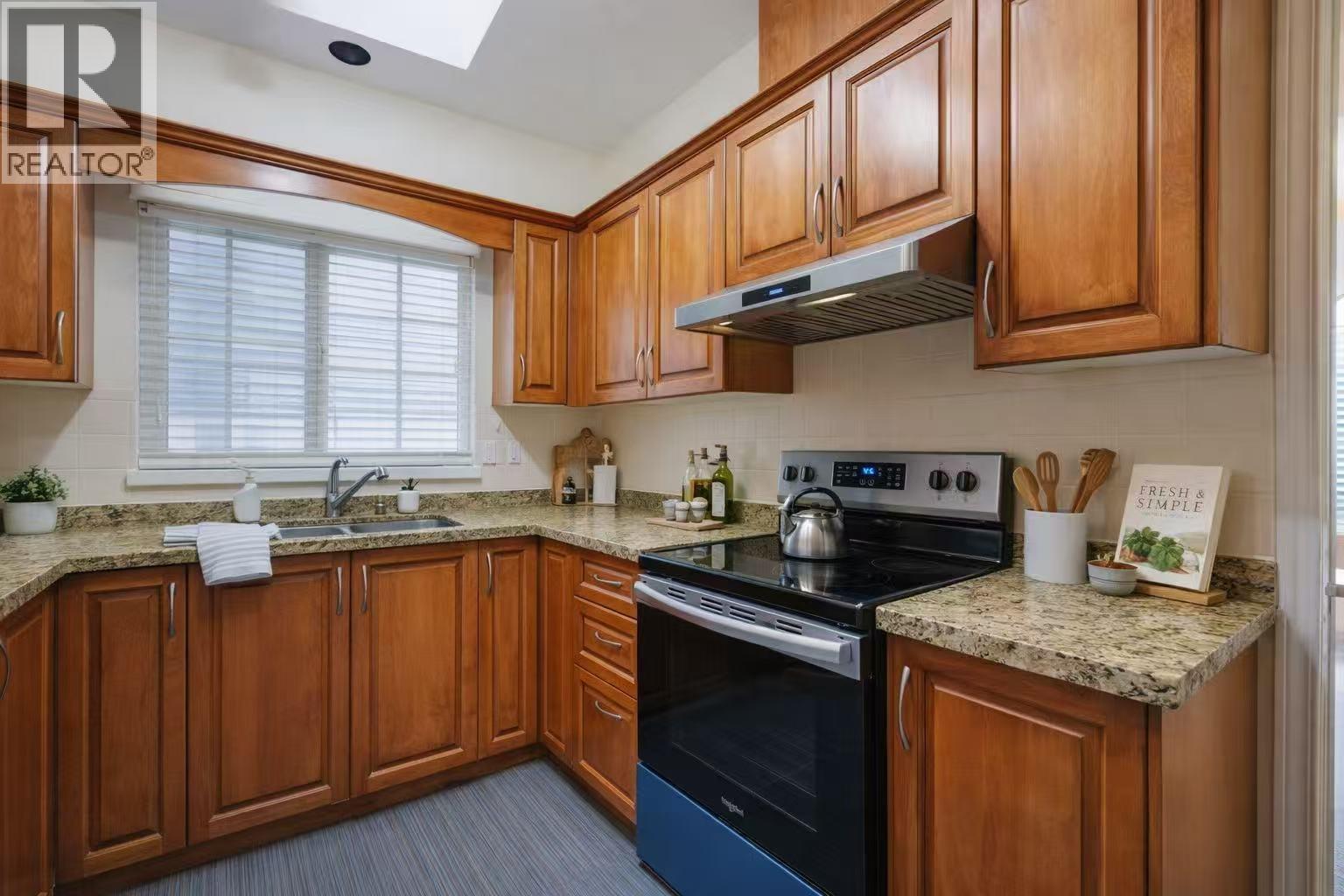 4774 Knight Street, Vancouver, British Columbia  V5N 3N2 - Photo 9 - R3079657