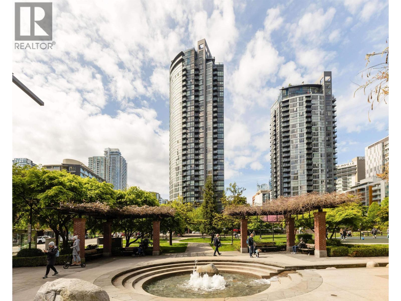 1808 1199 SEYMOUR STREET, Vancouver, British Columbia