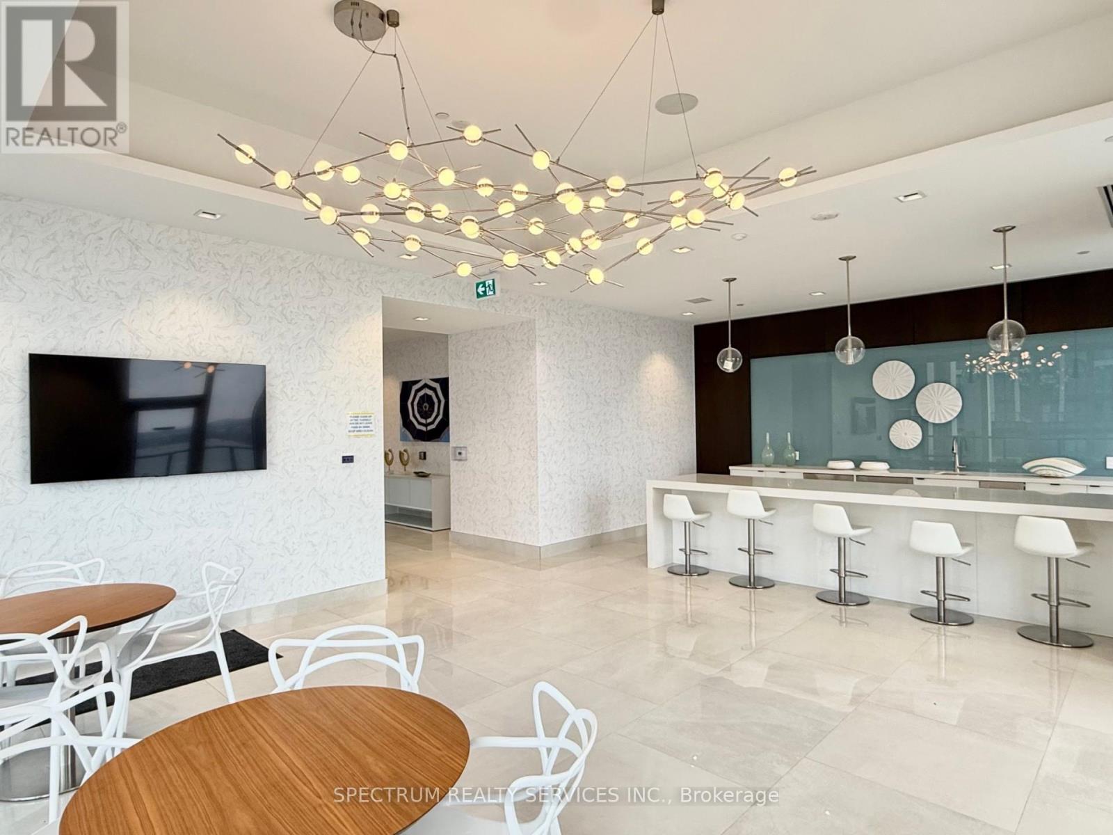 907 - 9000 Jane Street, Vaughan, Ontario  L4K 0M6 - Photo 25 - N12772340