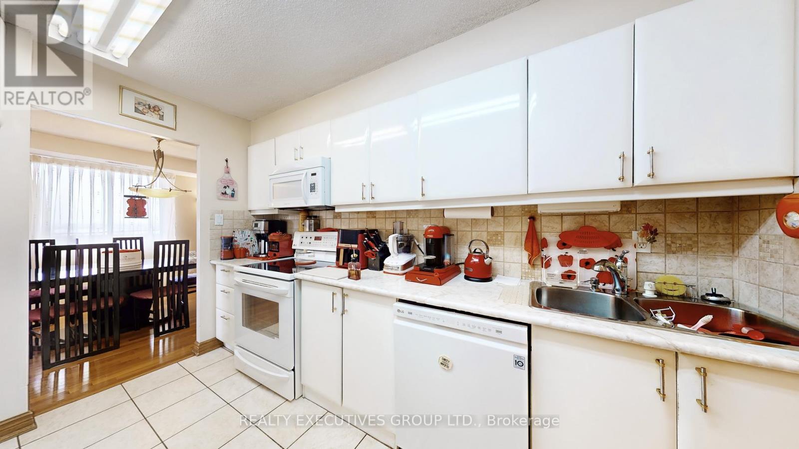 1403 - 8111 Yonge Street, Markham, Ontario  L3T 4V9 - Photo 8 - N12772370