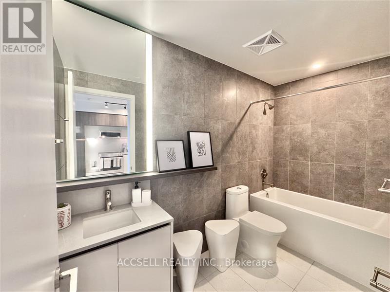 W2001 - 185 Millway Drive, Vaughan, Ontario  L4K 0L2 - Photo 13 - N12772446