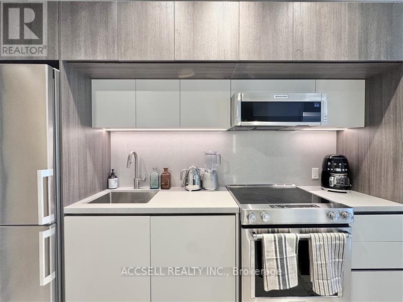 W2001 - 185 Millway Drive, Vaughan, Ontario  L4K 0L2 - Photo 3 - N12772446