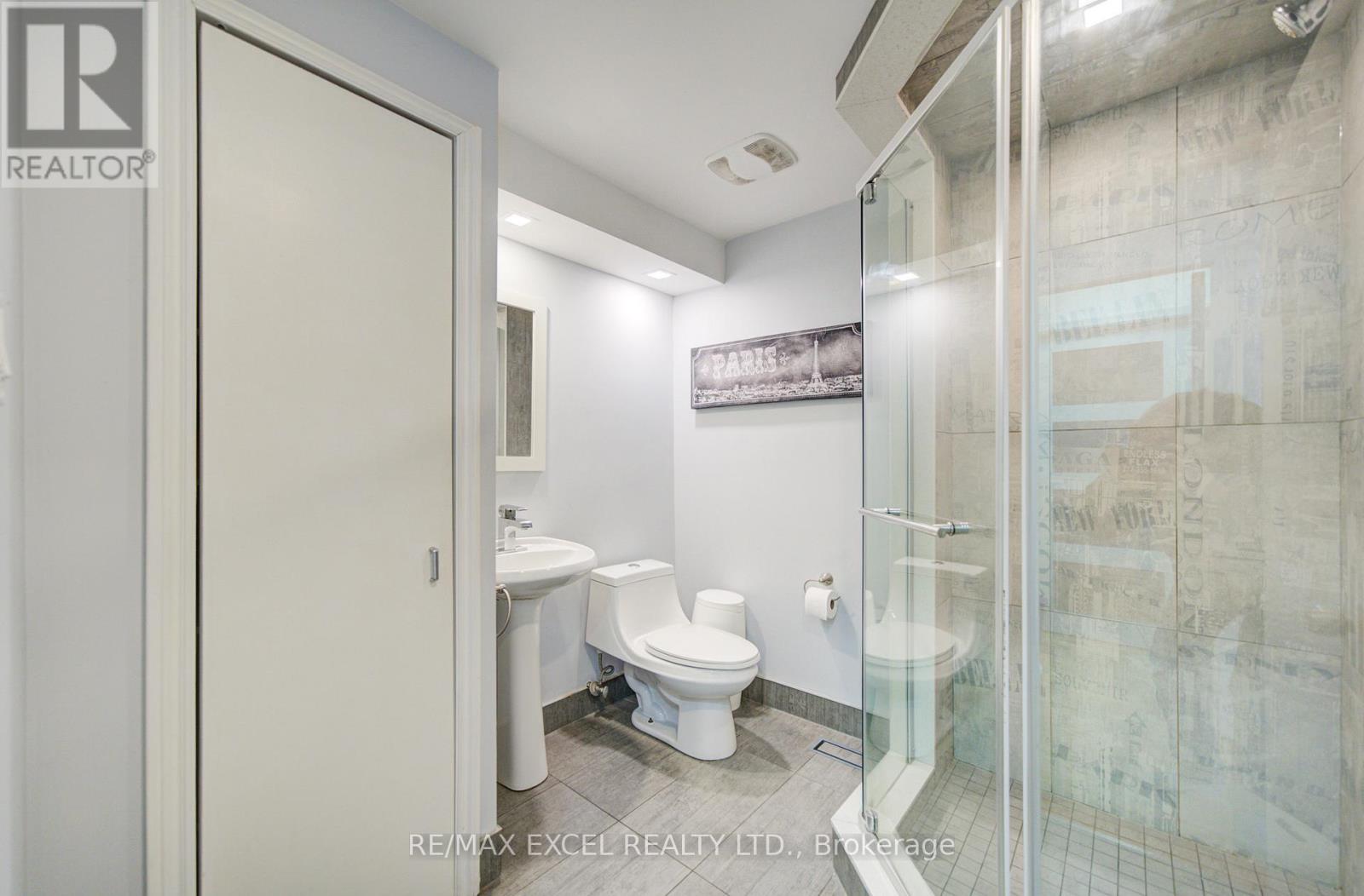 80 Sherwood Forest Drive, Markham, Ontario  L3P 1R1 - Photo 24 - N12772542