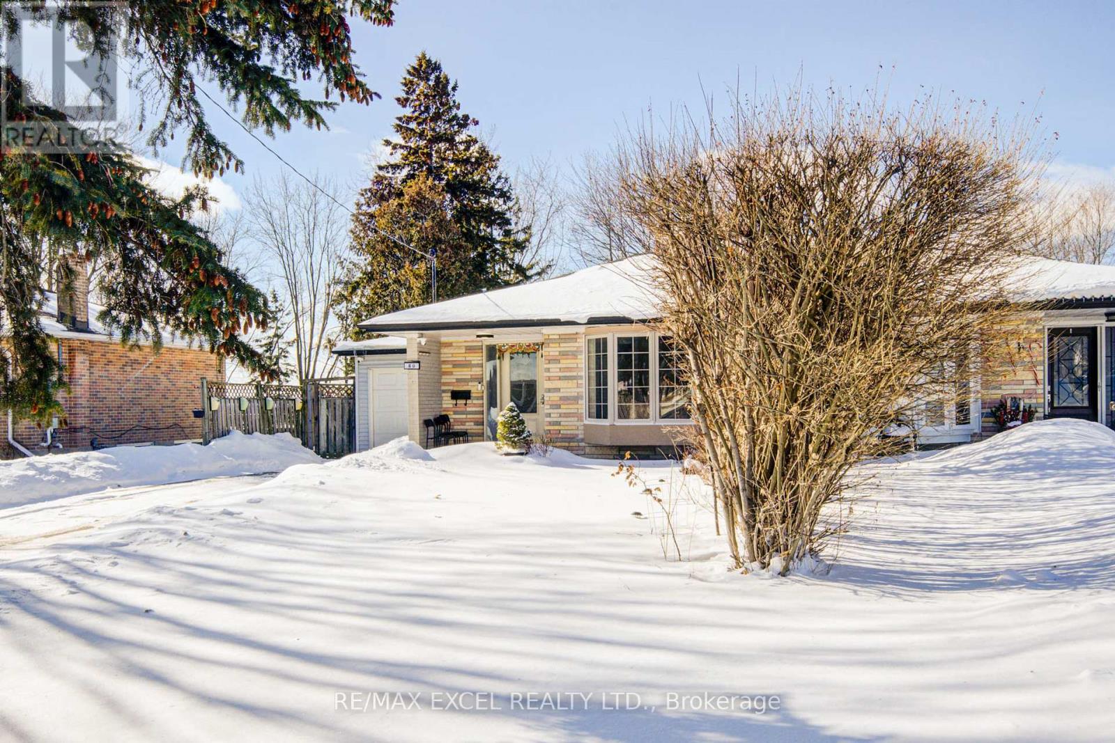 80 Sherwood Forest Drive, Markham, Ontario  L3P 1R1 - Photo 3 - N12772542