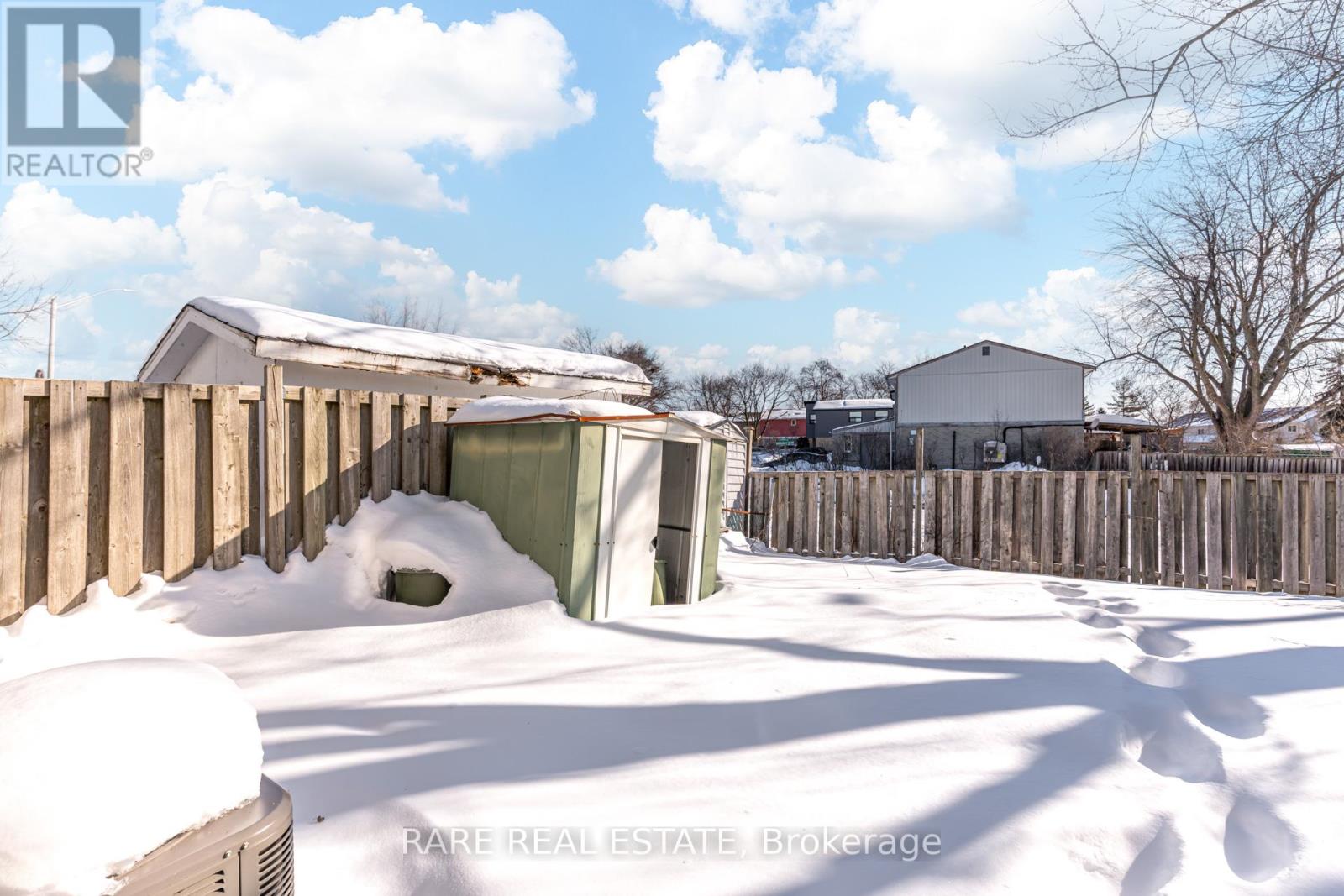 2 Greenhills Square, Brampton, Ontario  L6S 2J4 - Photo 10 - W12772332