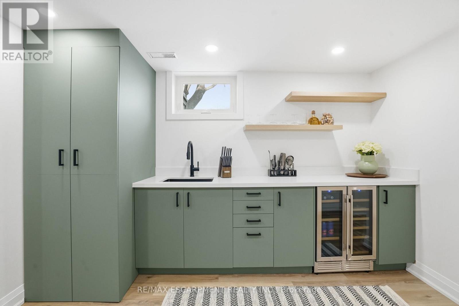 2347 Sharron Street, Burlington, Ontario  L7R 1W8 - Photo 29 - W12772338