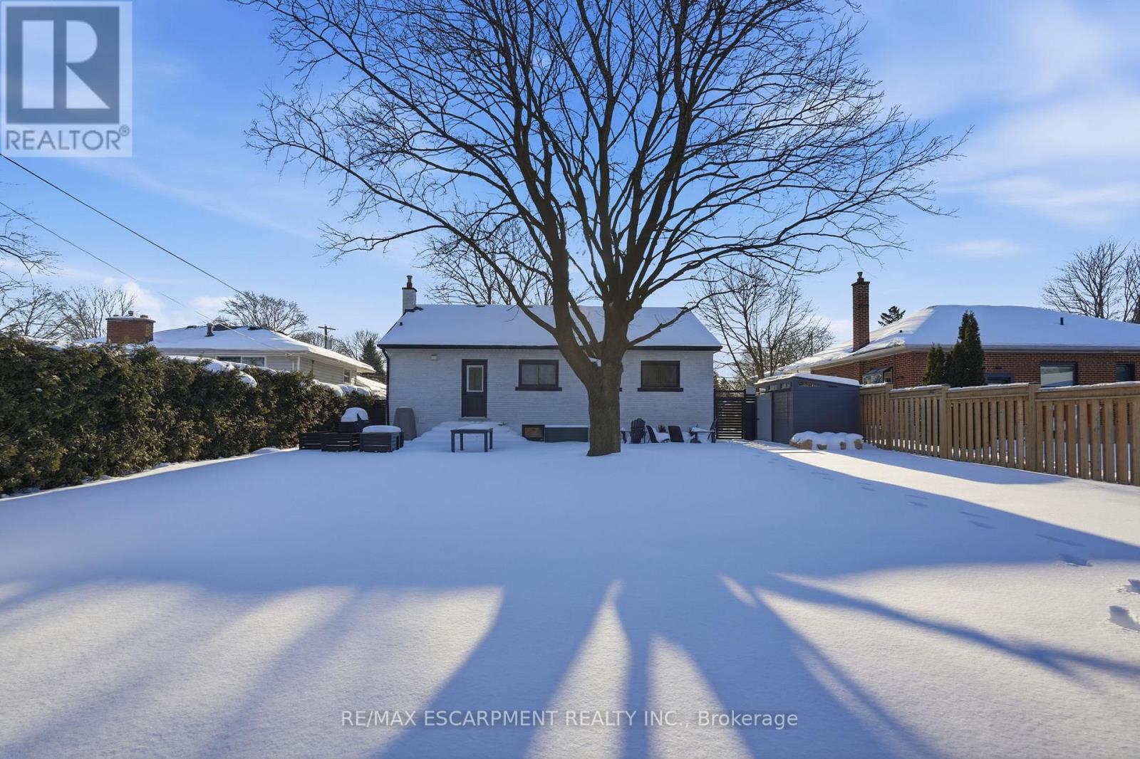 2347 Sharron Street, Burlington, Ontario  L7R 1W8 - Photo 35 - W12772338