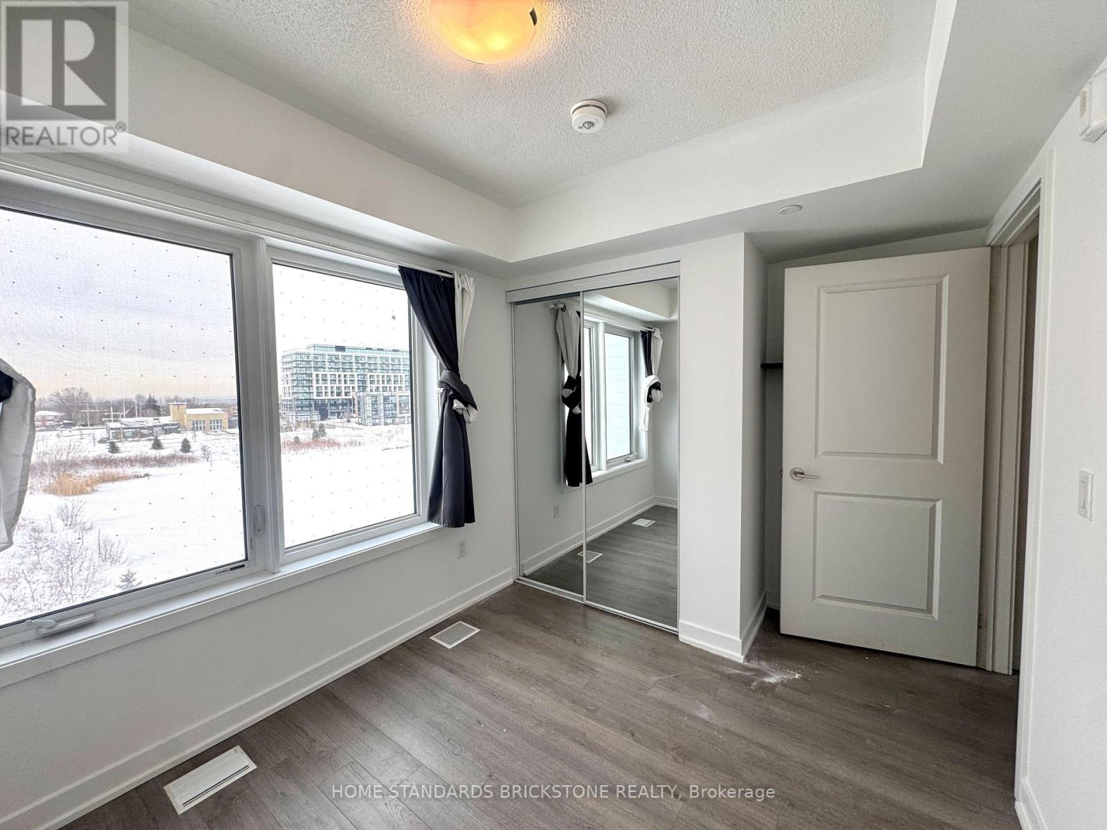 207 - 155 Downsview Park Boulevard, Toronto, Ontario  M3K 0E3 - Photo 14 - W12772376