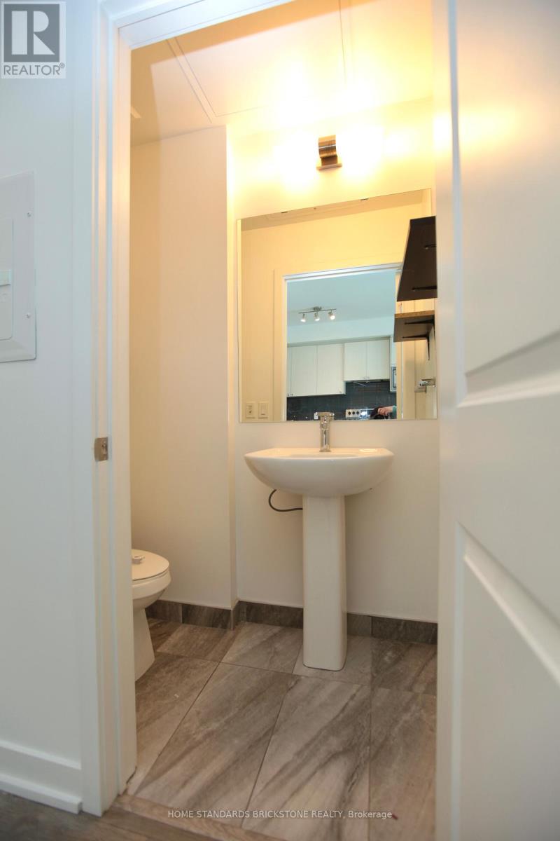 207 - 155 Downsview Park Boulevard, Toronto, Ontario  M3K 0E3 - Photo 7 - W12772376