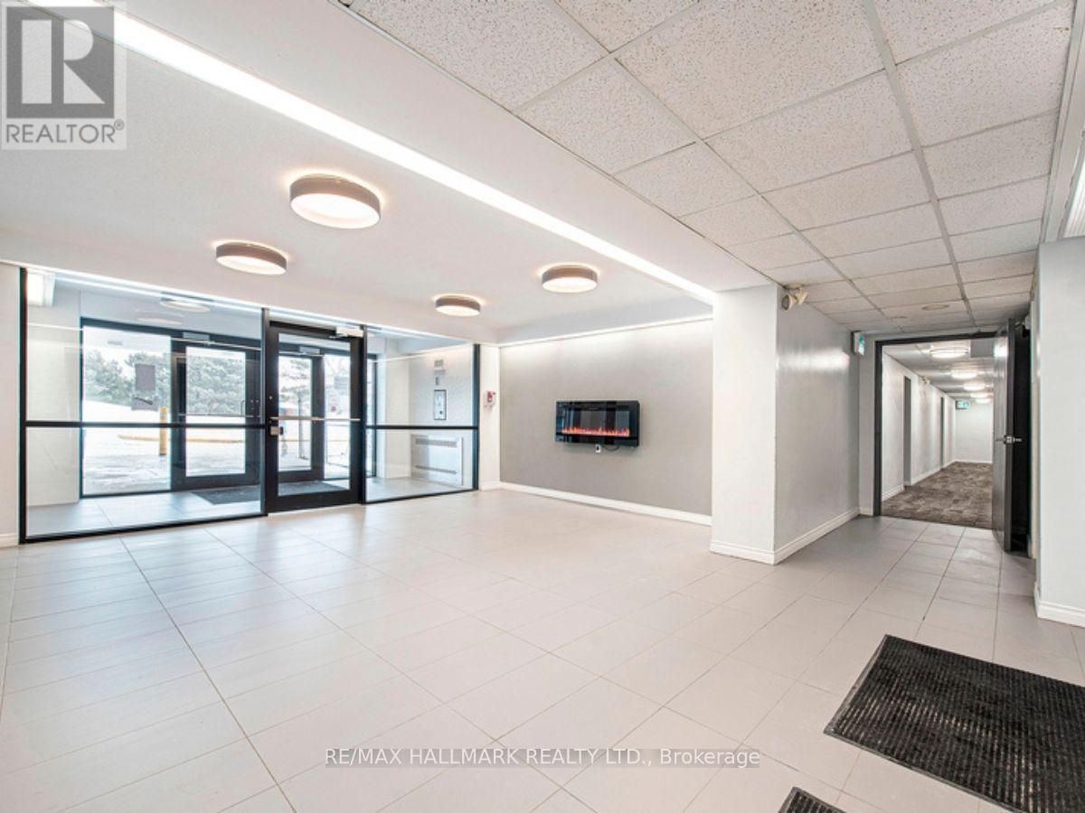 316 - 10 Garfella Drive S, Toronto, Ontario  M9V 2E9 - Photo 5 - W12772430