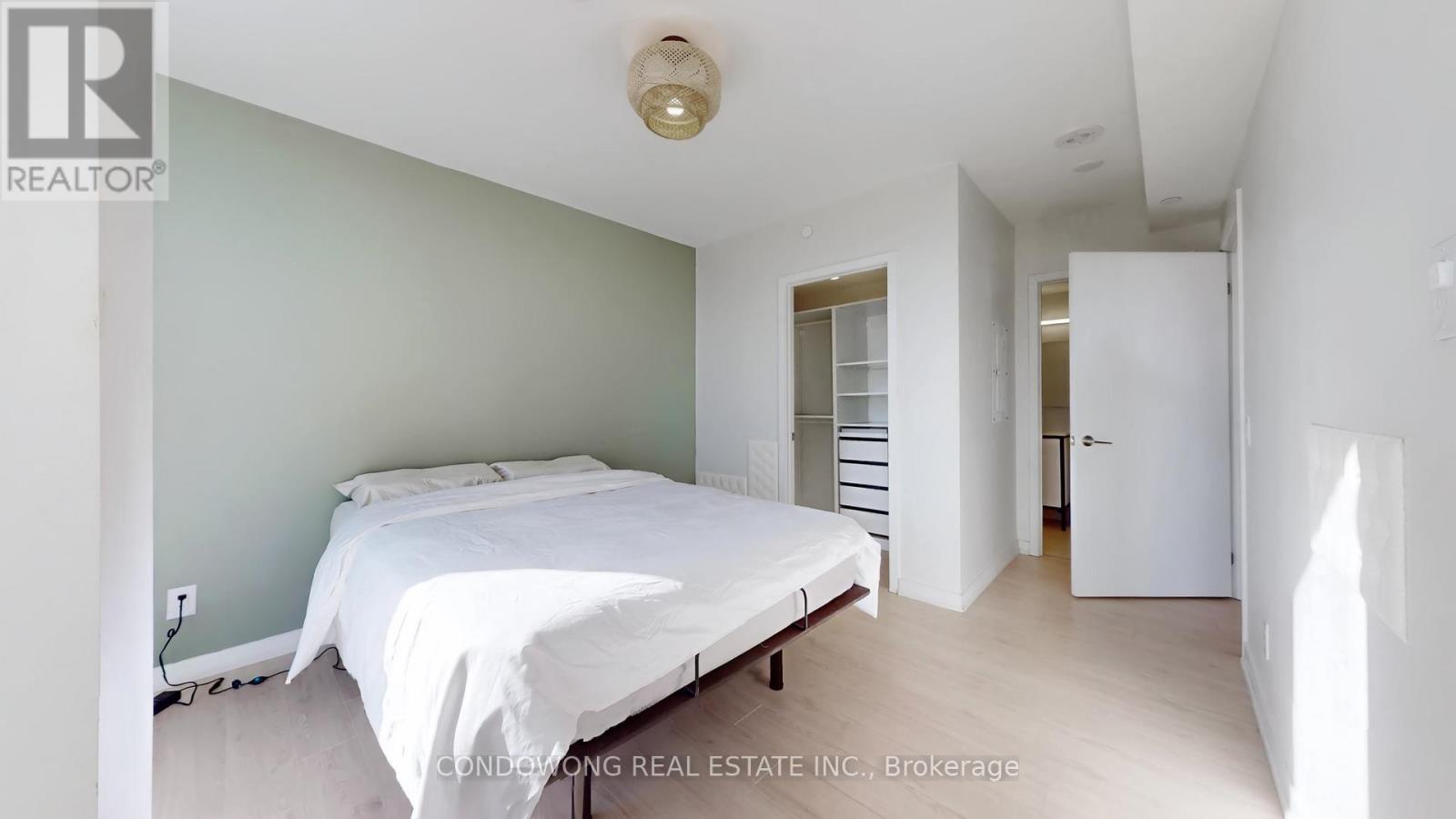 1101 - 1808 St Clair Avenue W, Toronto, Ontario  M6N 0C1 - Photo 15 - W12772448