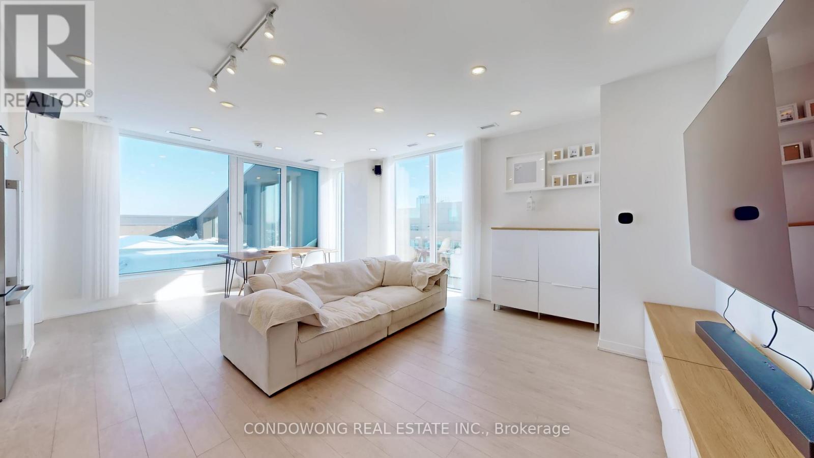 1101 - 1808 St Clair Avenue W, Toronto, Ontario  M6N 0C1 - Photo 2 - W12772448