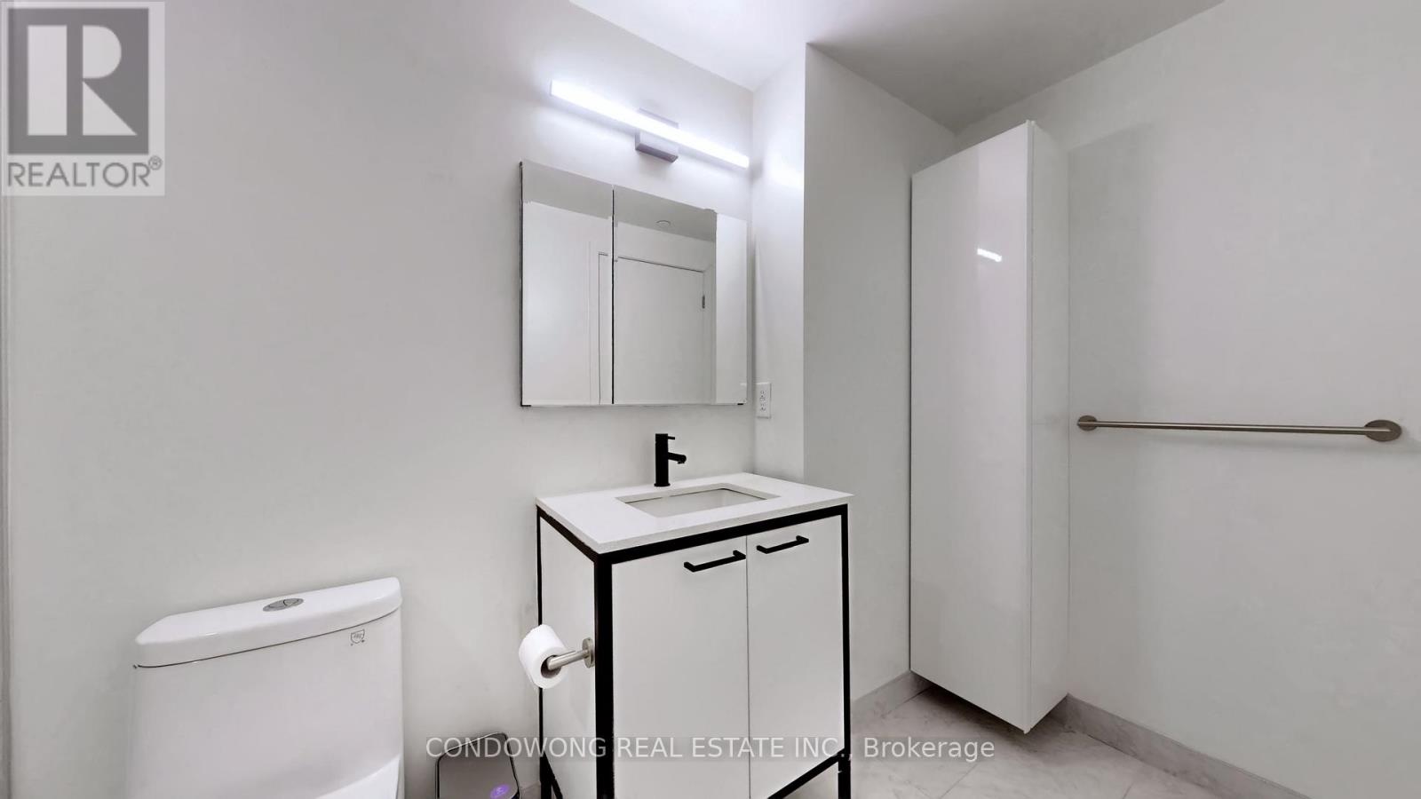 1101 - 1808 St Clair Avenue W, Toronto, Ontario  M6N 0C1 - Photo 20 - W12772448