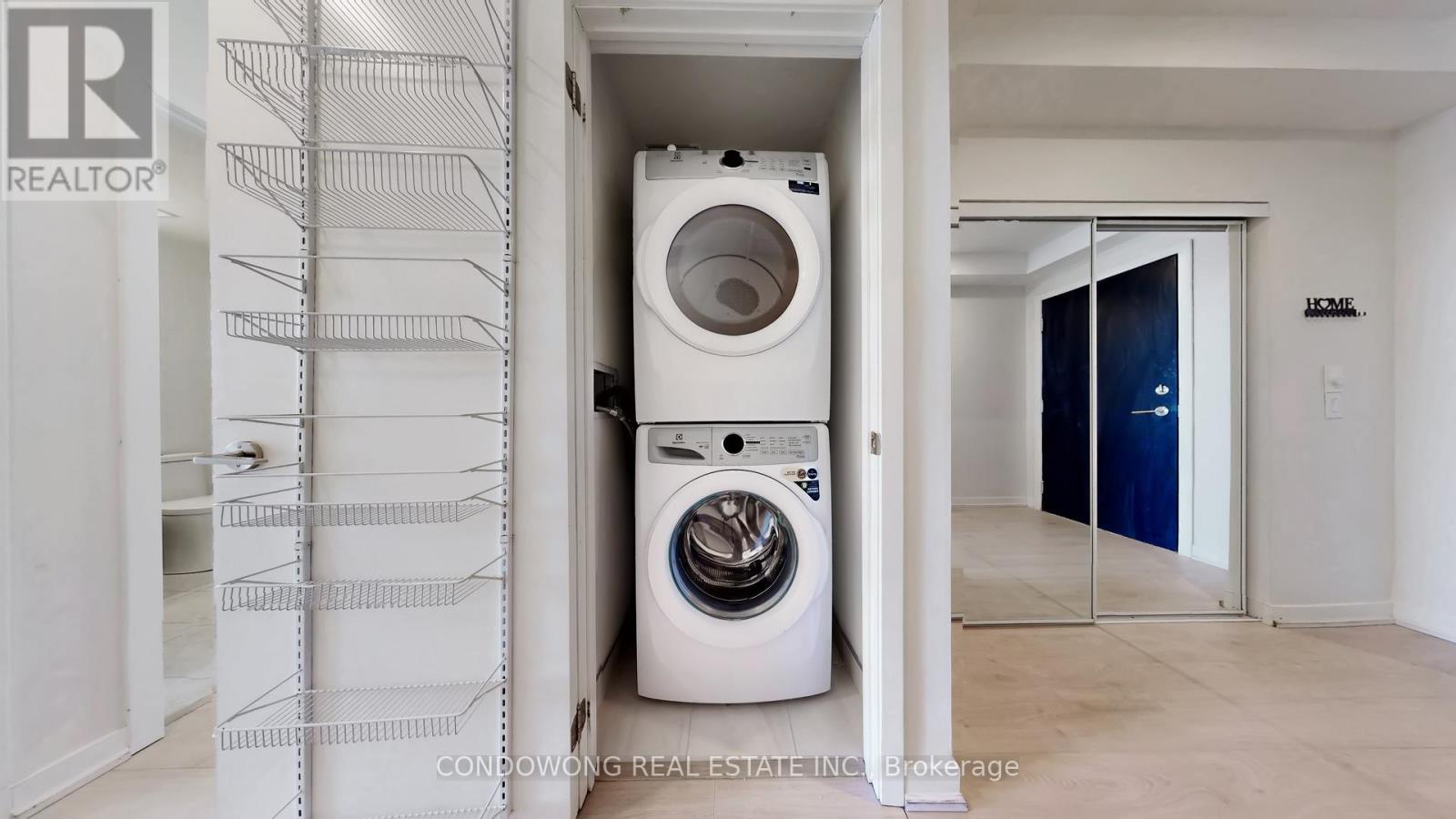 1101 - 1808 St Clair Avenue W, Toronto, Ontario  M6N 0C1 - Photo 32 - W12772448