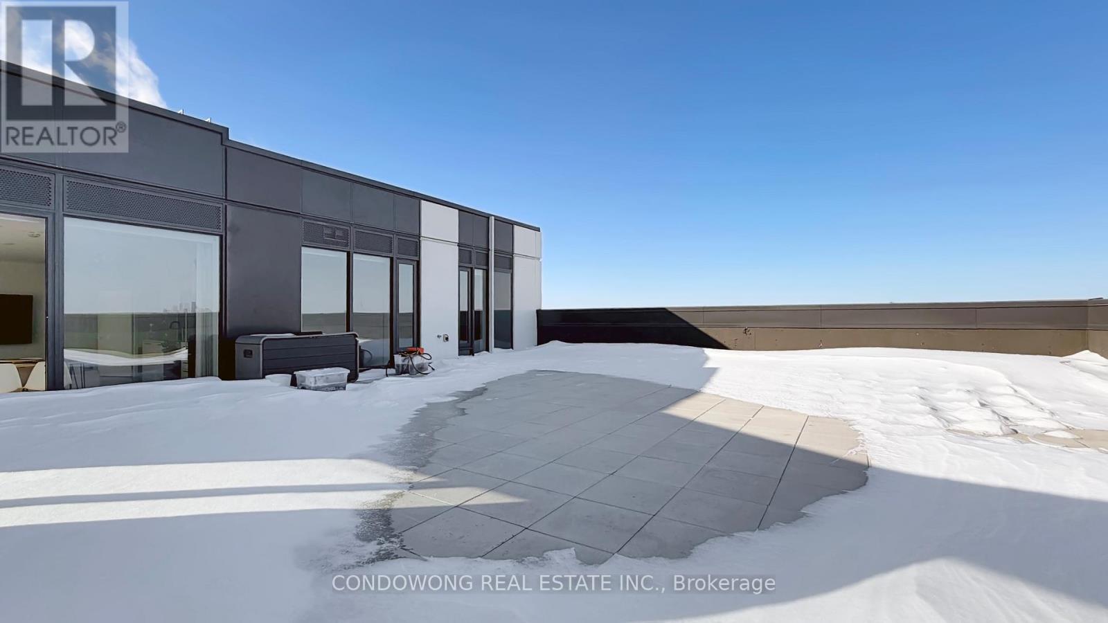 1101 - 1808 St Clair Avenue W, Toronto, Ontario  M6N 0C1 - Photo 37 - W12772448