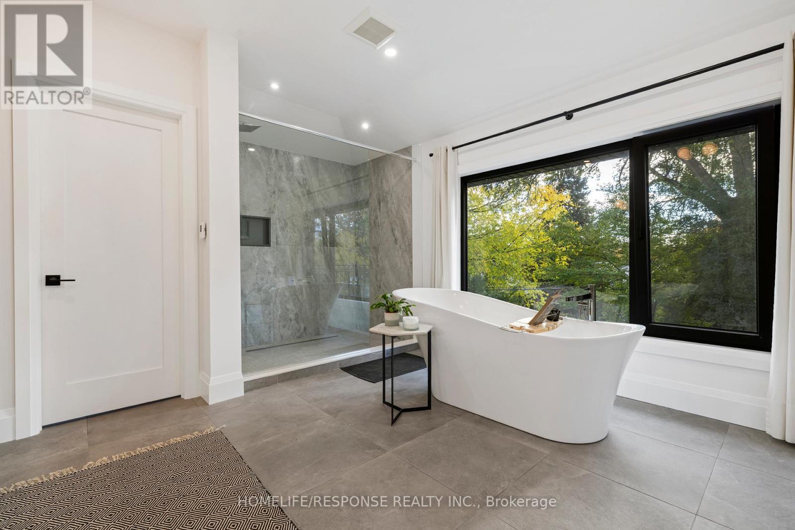 2110 Courtland Crescent, Mississauga, Ontario  L4Y 1V2 - Photo 22 - W12772460