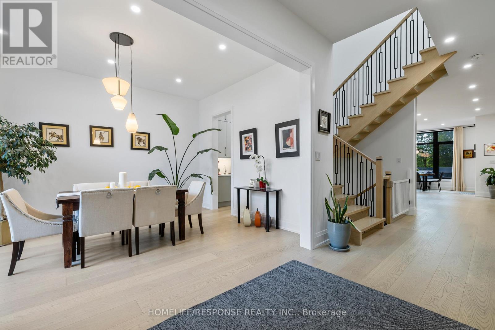 2110 Courtland Crescent, Mississauga, Ontario  L4Y 1V2 - Photo 8 - W12772460