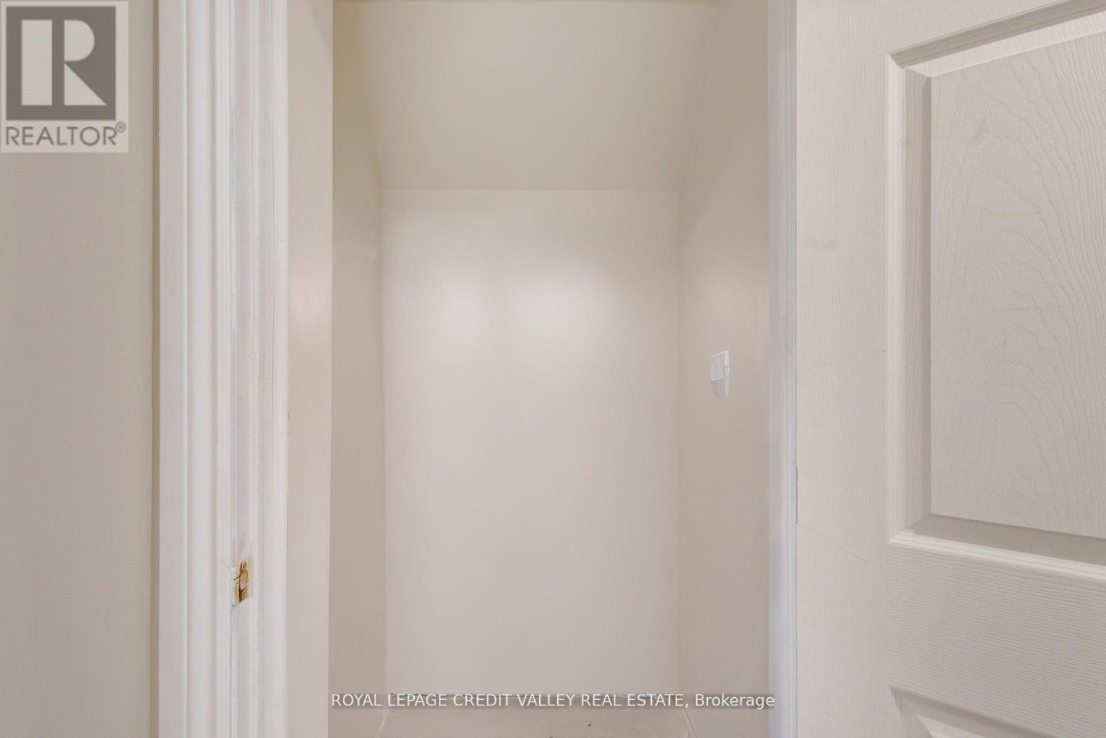 #bsmt - 46 Brunswick Street, Brampton, Ontario  L6X 4Z9 - Photo 13 - W12772466