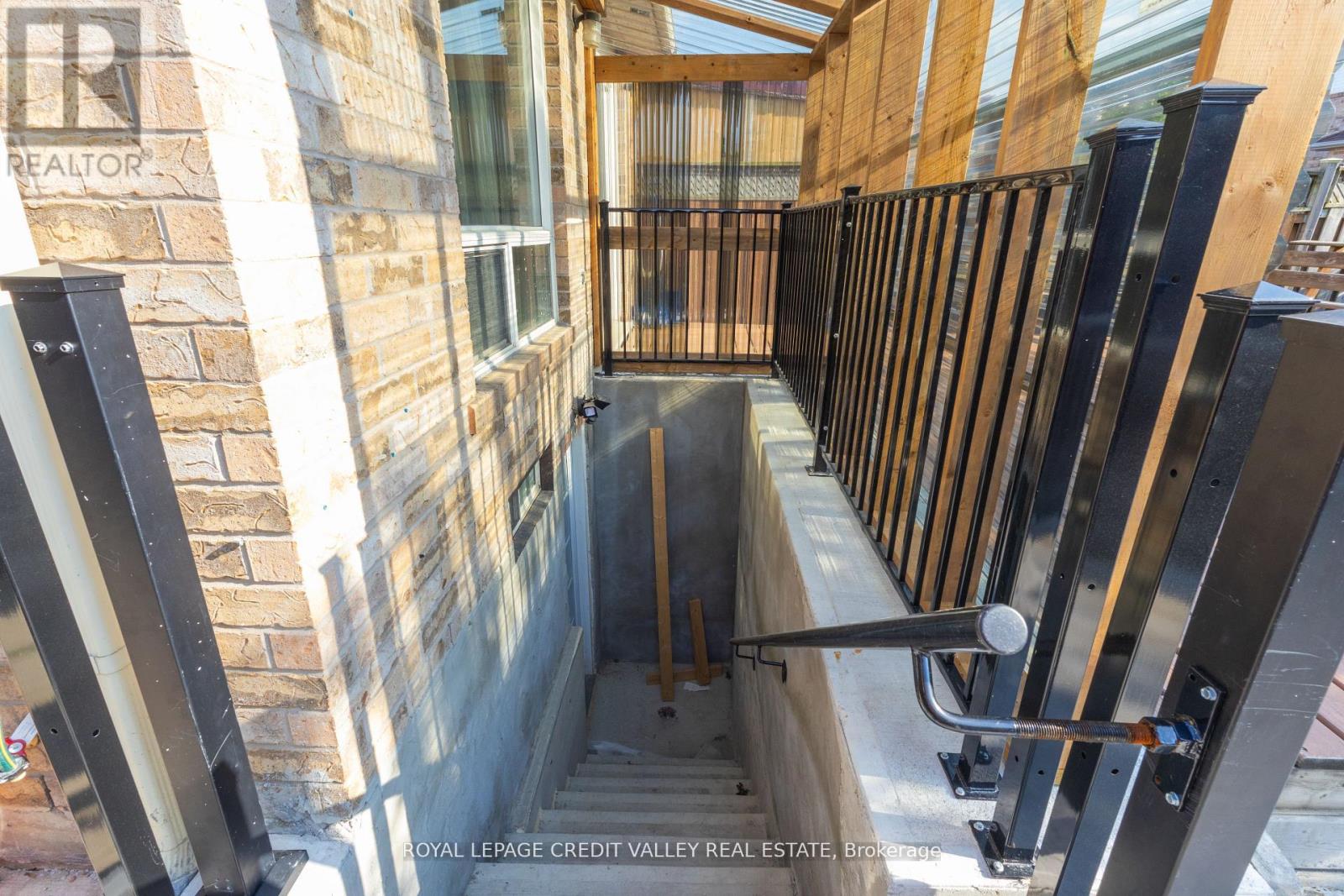 #bsmt - 46 Brunswick Street, Brampton, Ontario  L6X 4Z9 - Photo 18 - W12772466