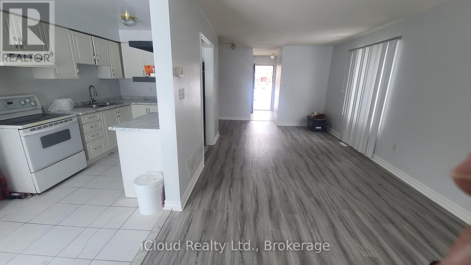 150 Twin Pines Crescent, Brampton, Ontario  L7A 1N2 - Photo 13 - W12772548