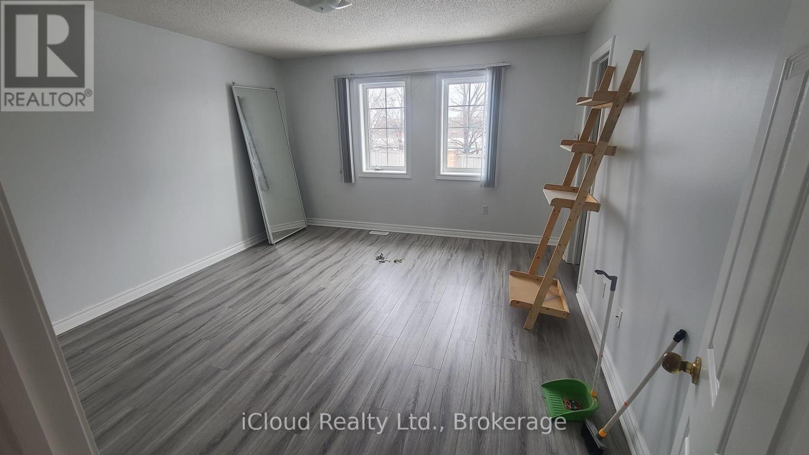 150 Twin Pines Crescent, Brampton, Ontario  L7A 1N2 - Photo 22 - W12772548