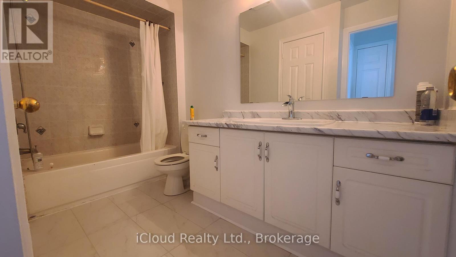 150 Twin Pines Crescent, Brampton, Ontario  L7A 1N2 - Photo 28 - W12772548