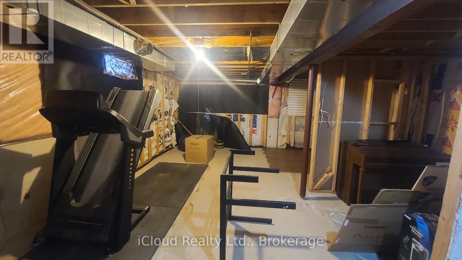 150 Twin Pines Crescent, Brampton, Ontario  L7A 1N2 - Photo 31 - W12772548