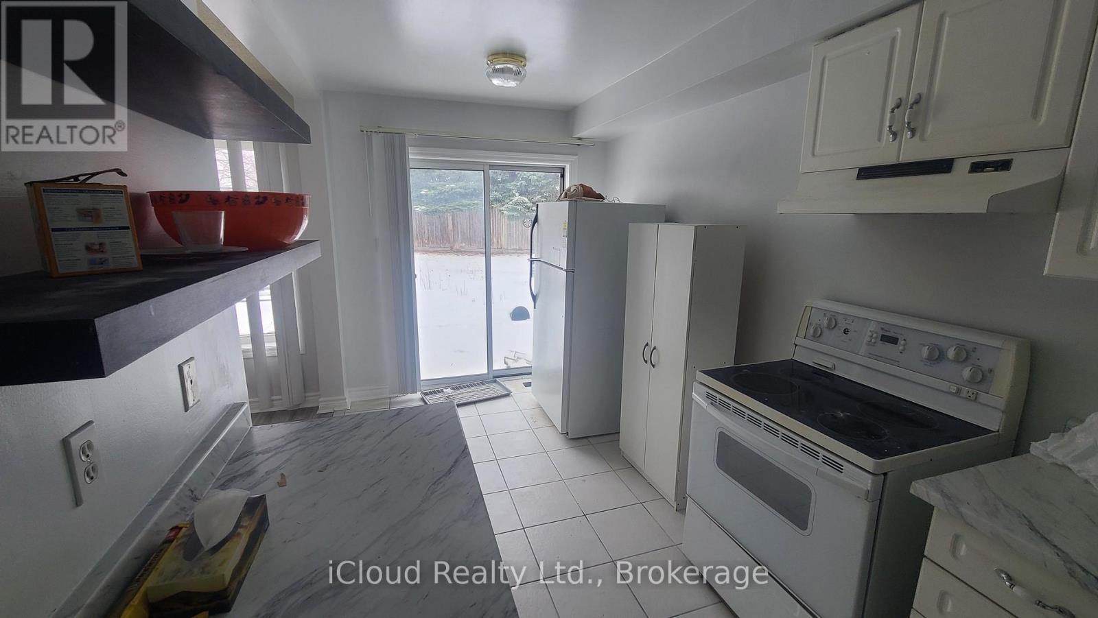 150 Twin Pines Crescent, Brampton, Ontario  L7A 1N2 - Photo 8 - W12772548