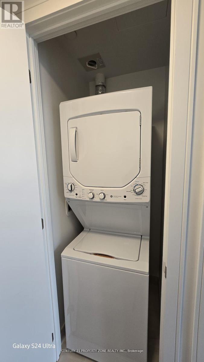 1120 - 86 Dundas Street E, Mississauga, Ontario  L5A 1W4 - Photo 10 - W12772560