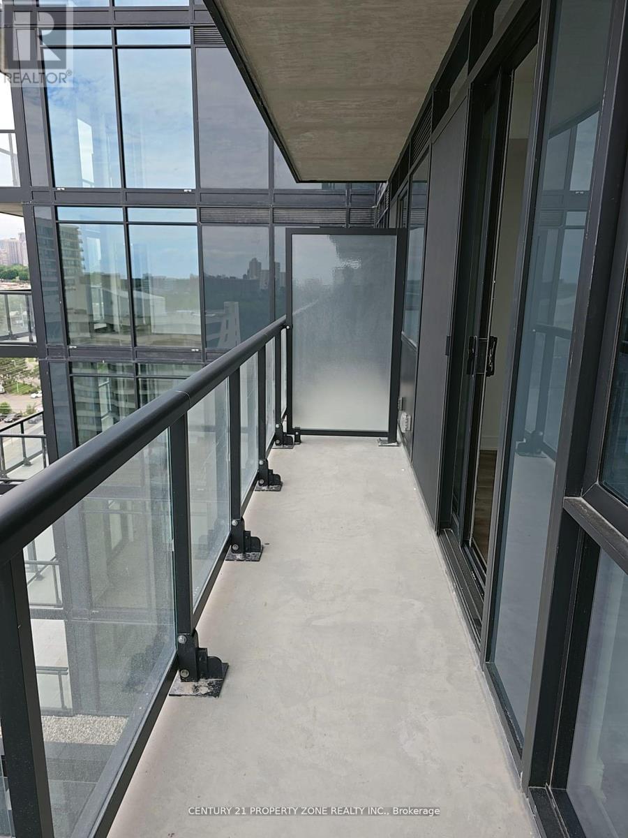 1120 - 86 Dundas Street E, Mississauga, Ontario  L5A 1W4 - Photo 6 - W12772560