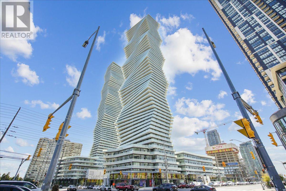 4301 - 3900 Confederation Parkway, Mississauga, Ontario  L5B 0M3 - Photo 2 - W12772568