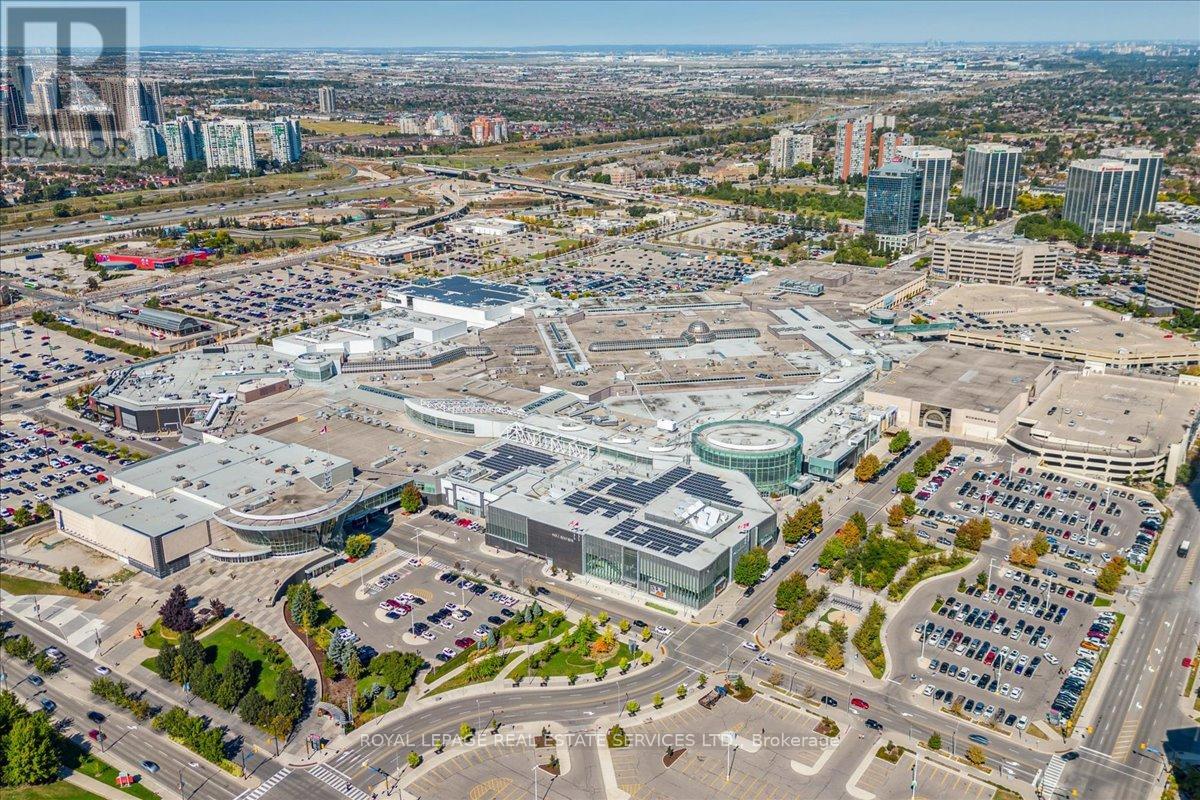 4301 - 3900 Confederation Parkway, Mississauga, Ontario  L5B 0M3 - Photo 44 - W12772568