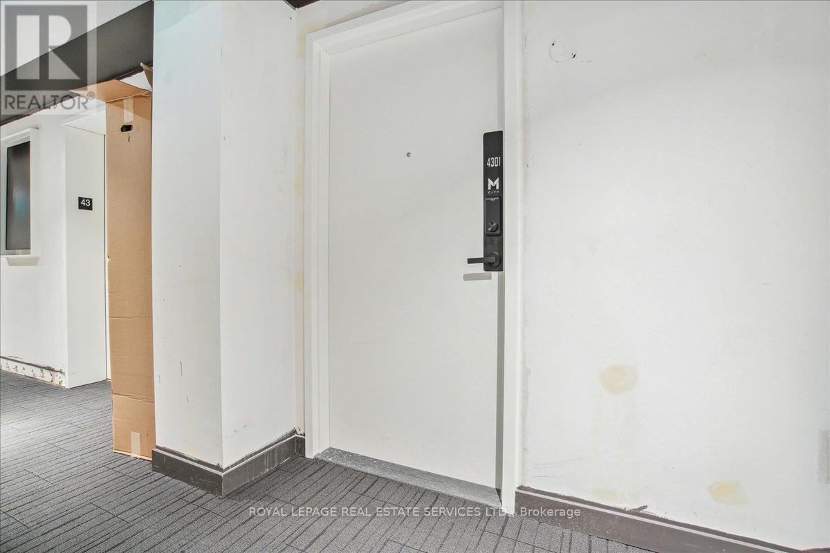 4301 - 3900 Confederation Parkway, Mississauga, Ontario  L5B 0M3 - Photo 6 - W12772568