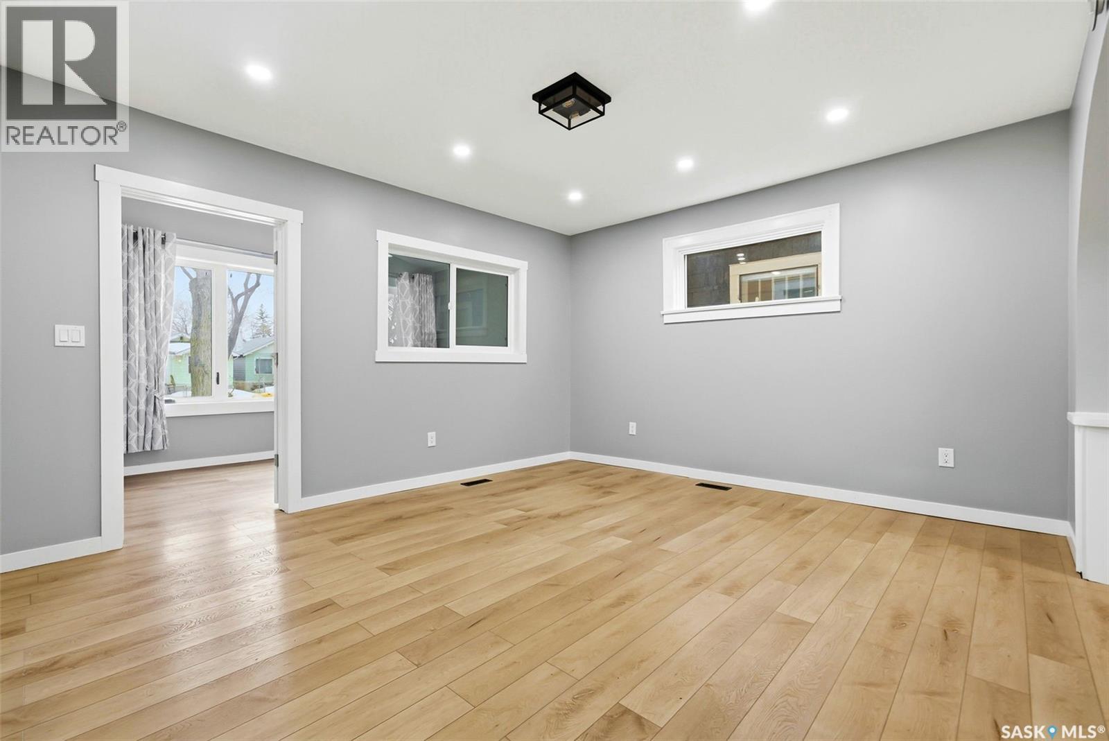 3726 Dewdney Avenue, Regina, Saskatchewan  S4T 0Z7 - Photo 7 - SK028162