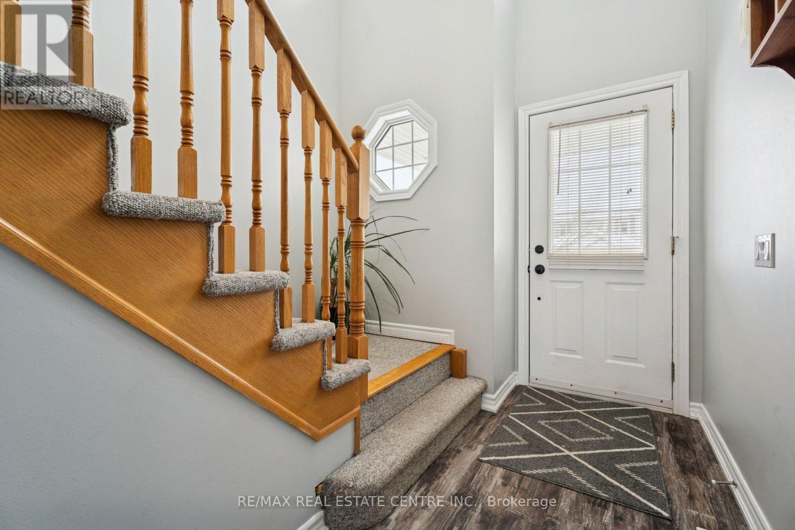 150 Marion Street, Shelburne, Ontario  L9V 3C1 - Photo 6 - X12772424