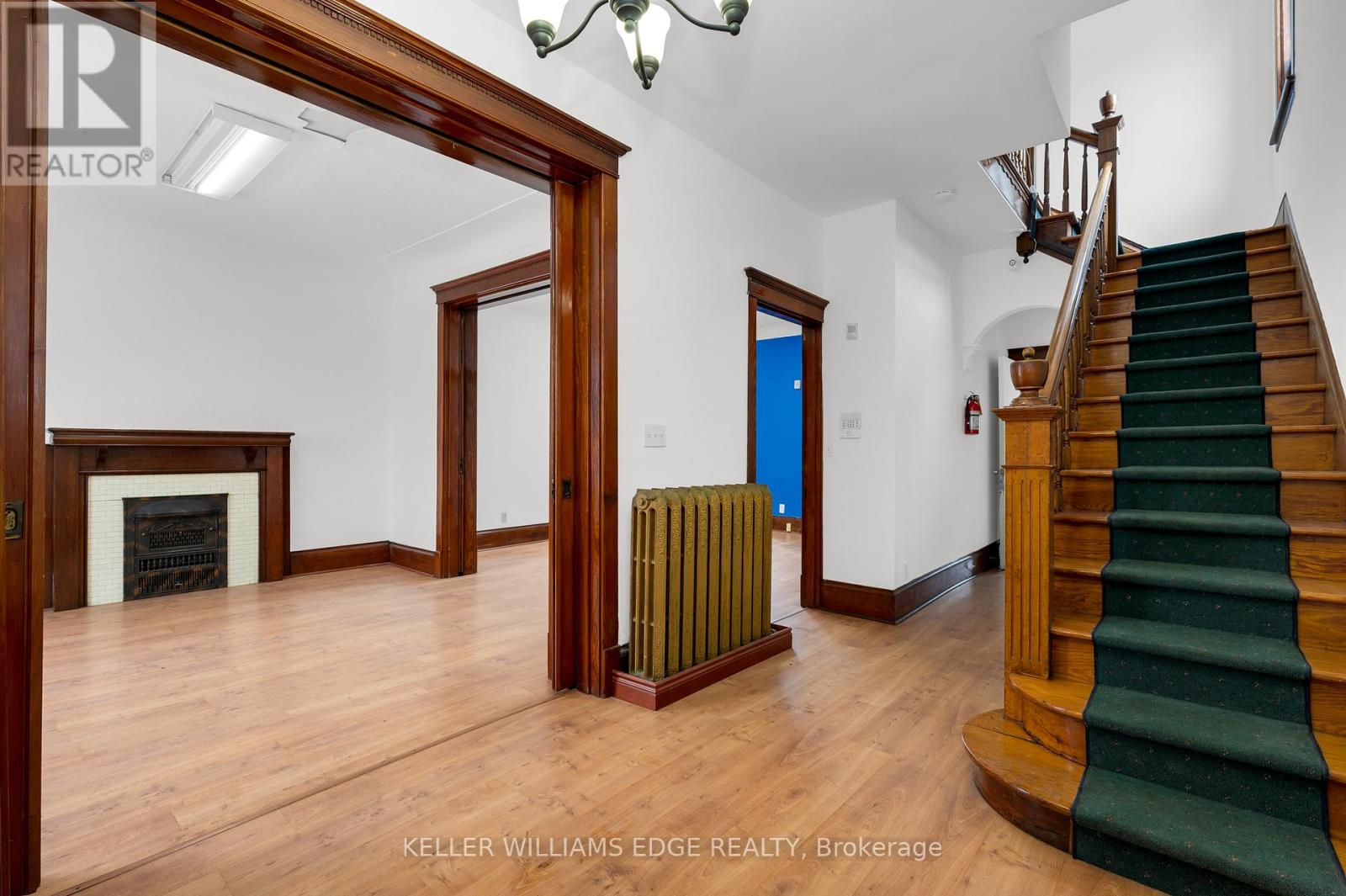 Room 3 - 760 King Street E, Hamilton, Ontario  L8M 1A6 - Photo 2 - X12772426