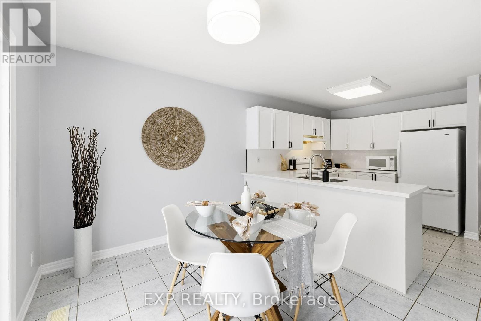 10 Mcgibbon Boulevard, Kawartha Lakes, Ontario  K9V 6G3 - Photo 19 - X12772434