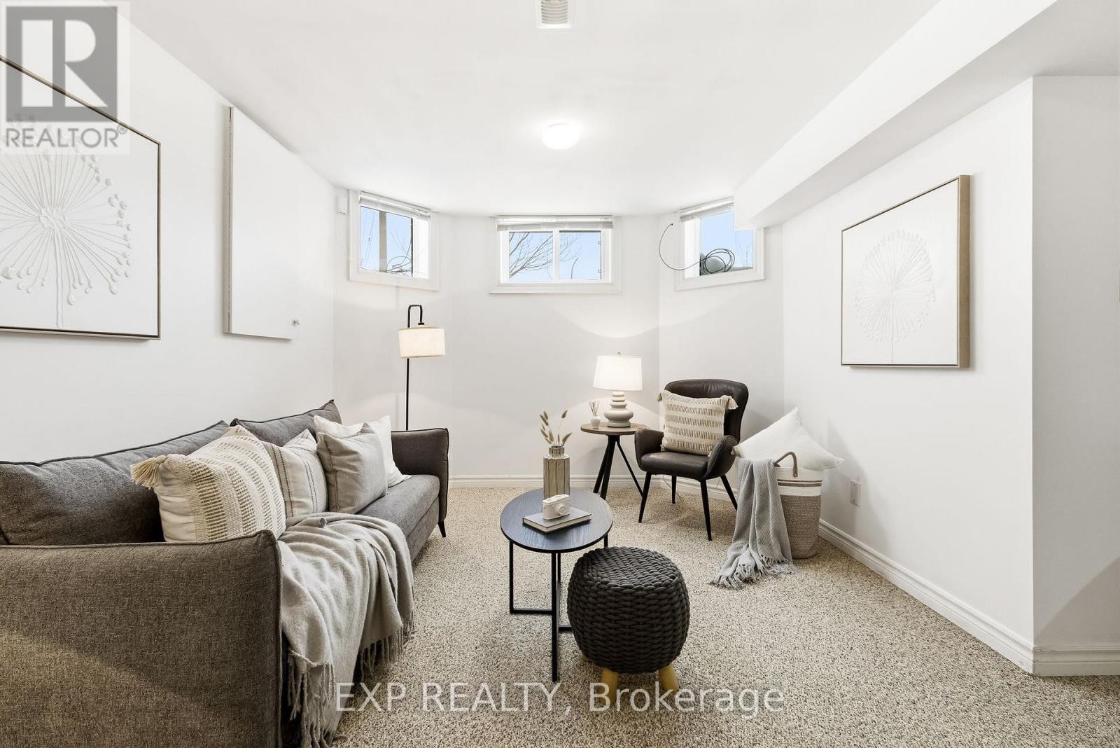 10 Mcgibbon Boulevard, Kawartha Lakes, Ontario  K9V 6G3 - Photo 35 - X12772434