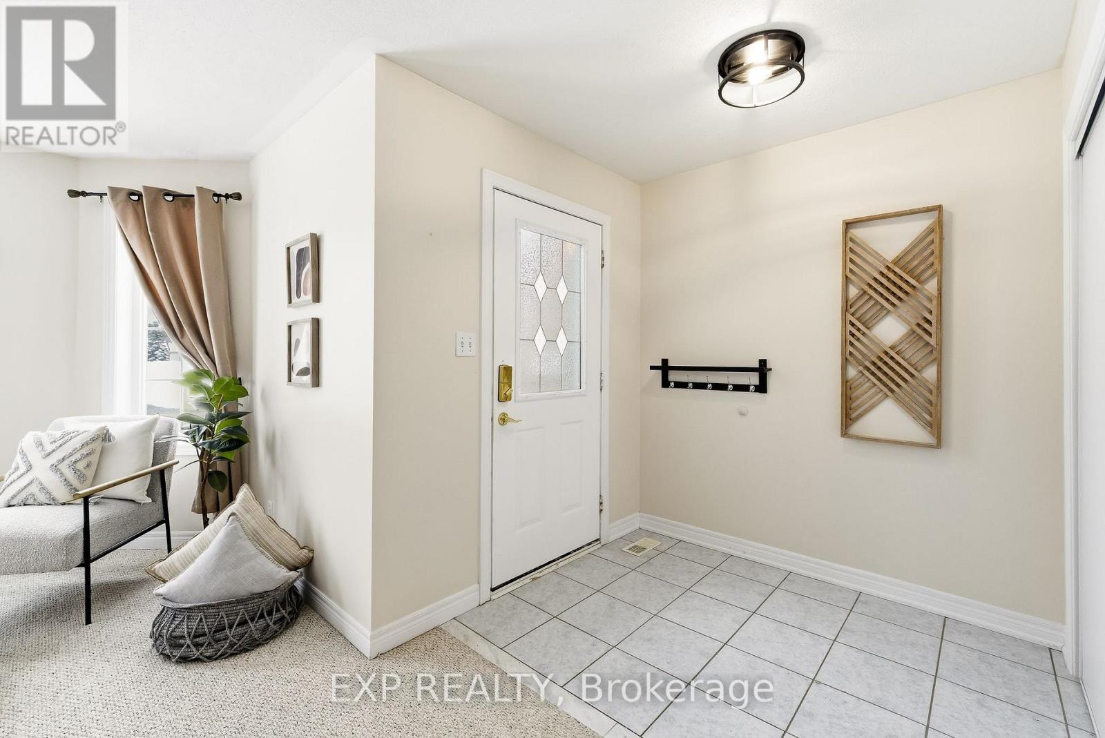 10 Mcgibbon Boulevard, Kawartha Lakes, Ontario  K9V 6G3 - Photo 7 - X12772434