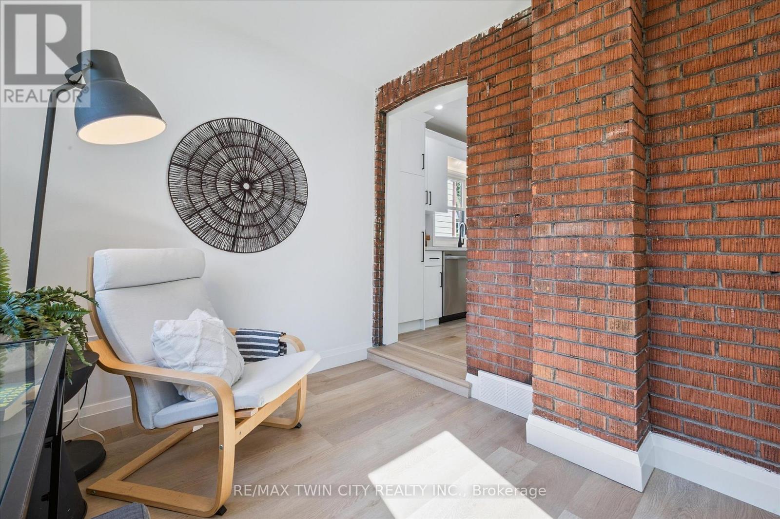 66 Trinity Street, Stratford, Ontario  N5A 4P4 - Photo 14 - X12772520