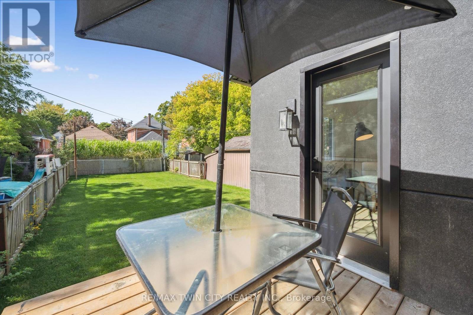 66 Trinity Street, Stratford, Ontario  N5A 4P4 - Photo 27 - X12772520