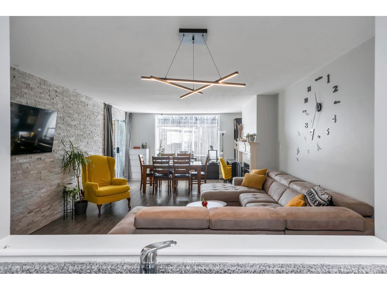 312 9763 140 Street, Surrey, British Columbia  V3T 4M4 - Photo 5 - R3086326