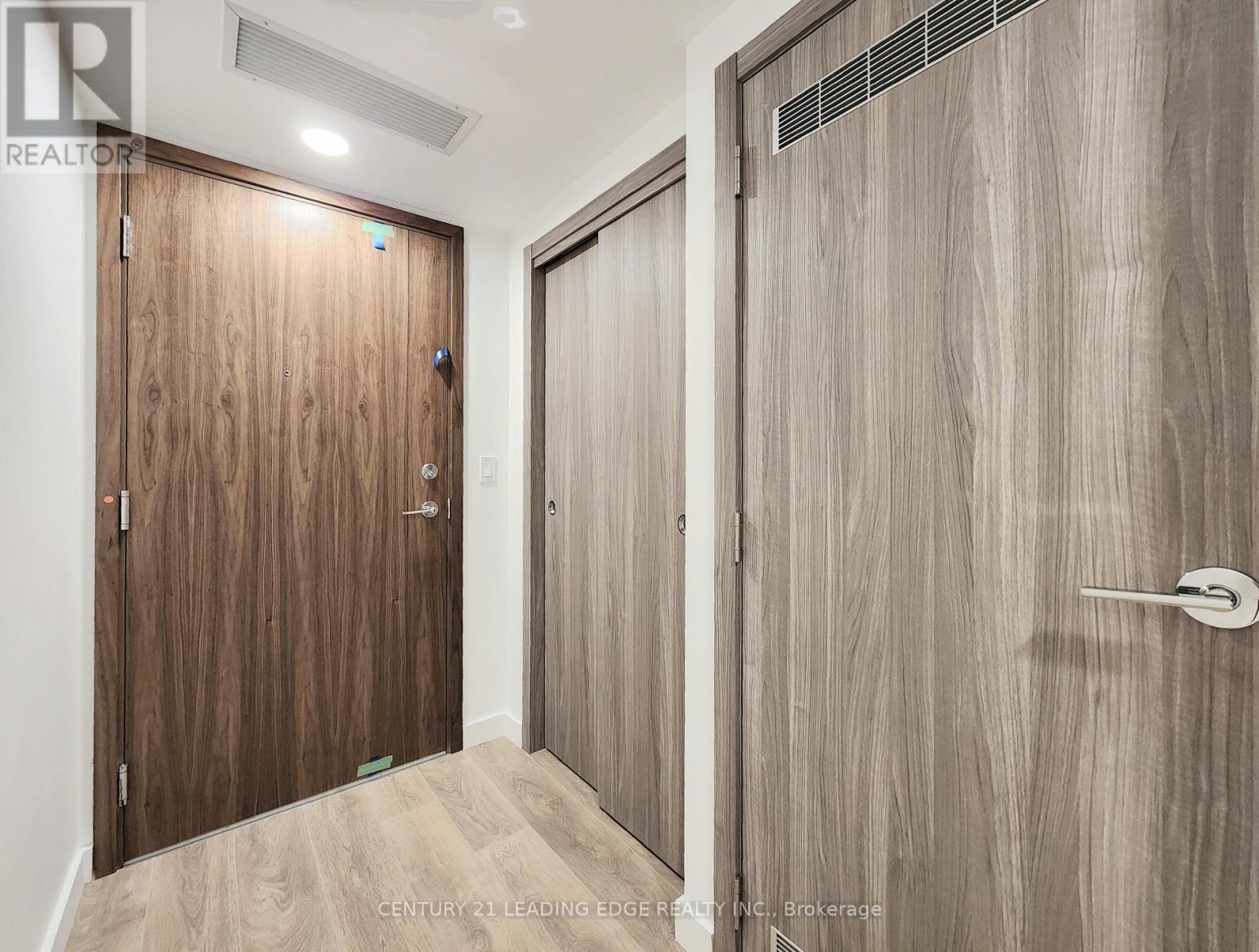 1109 - 38 Widmer Street, Toronto, Ontario  M5V 2E9 - Photo 4 - C12706768