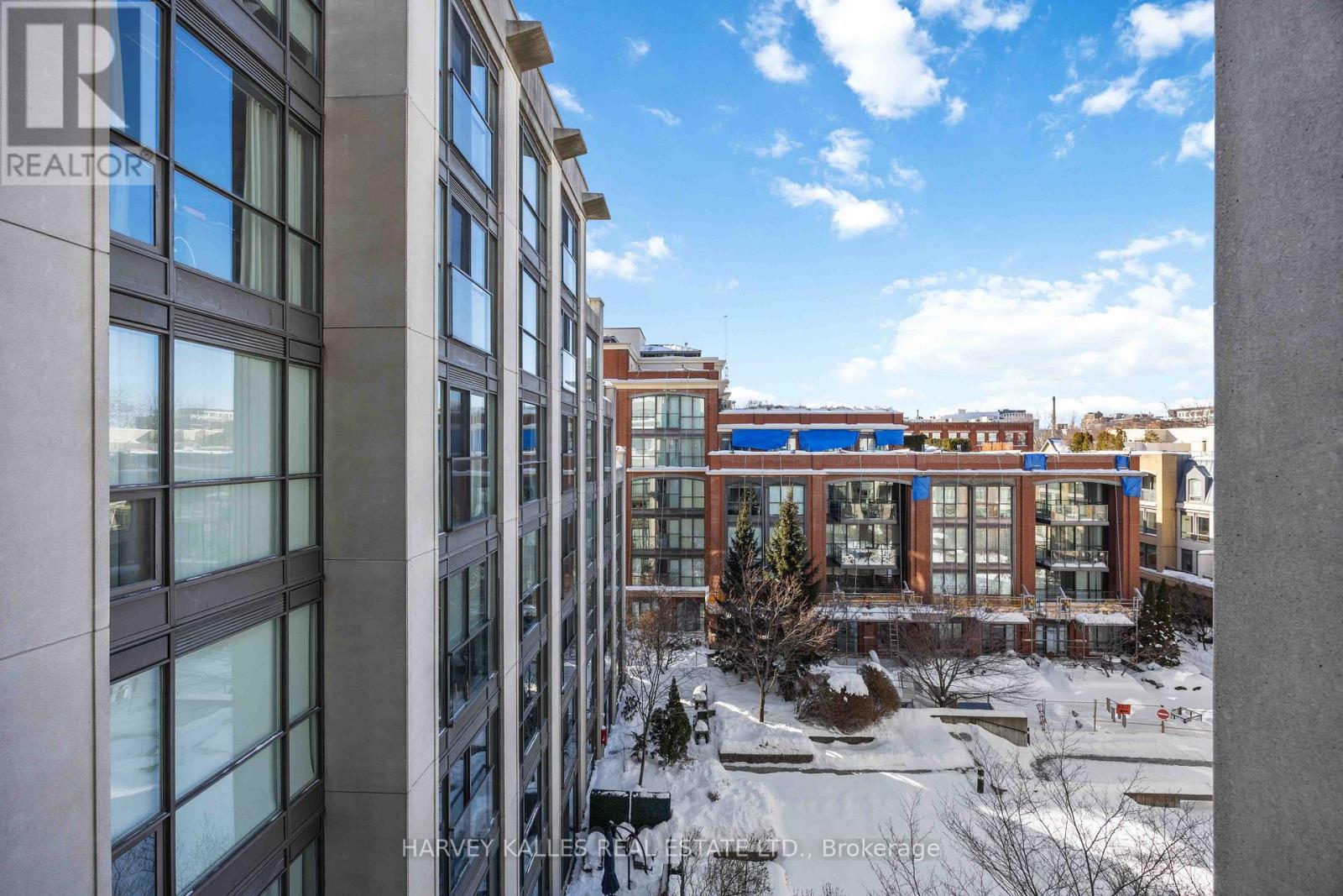 601 - 18 Beverley Street, Toronto, Ontario  M5T 3L2 - Photo 35 - C12759562