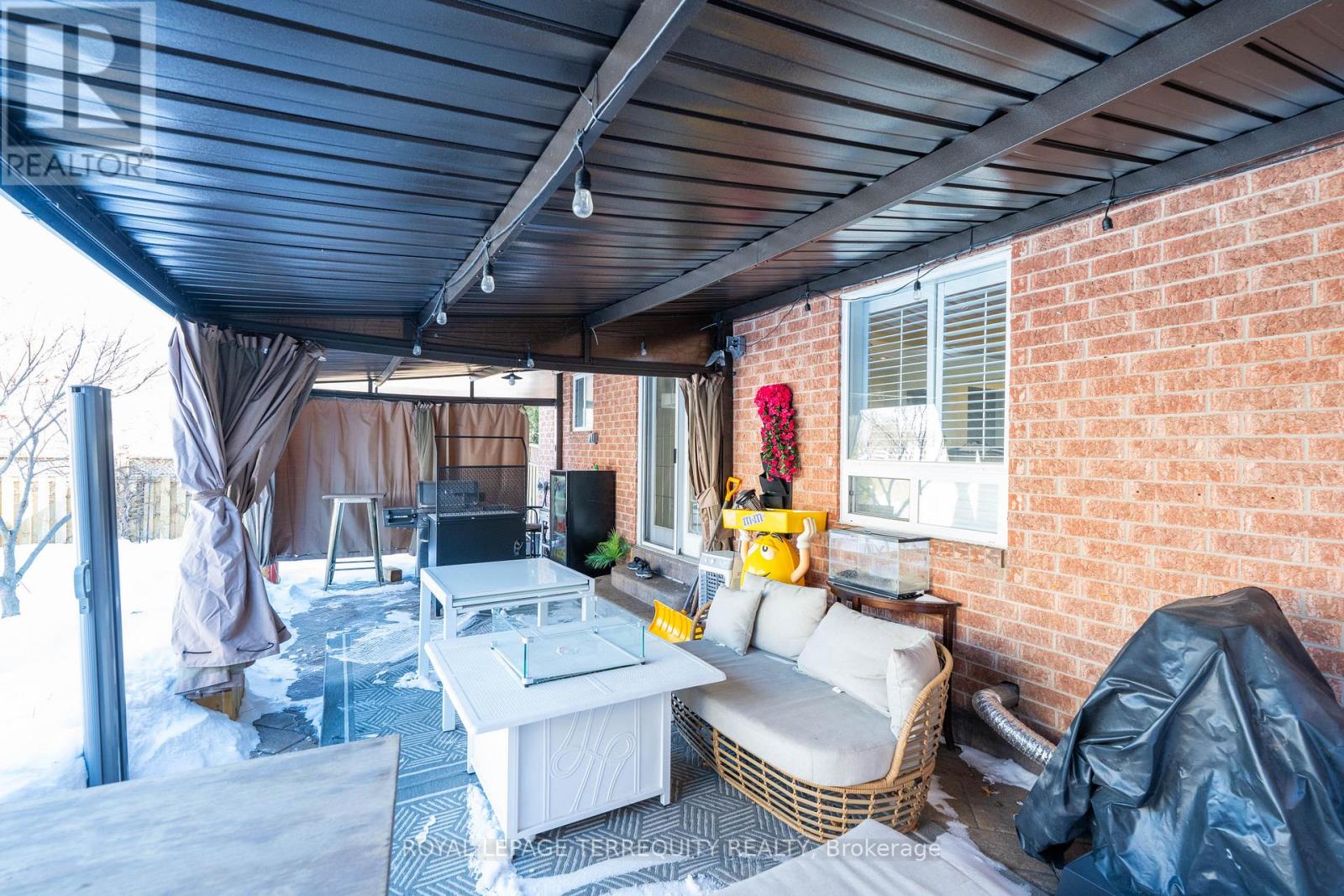 8 Shallimar Court, Brampton, Ontario  L6X 4N2 - Photo 43 - W12758728