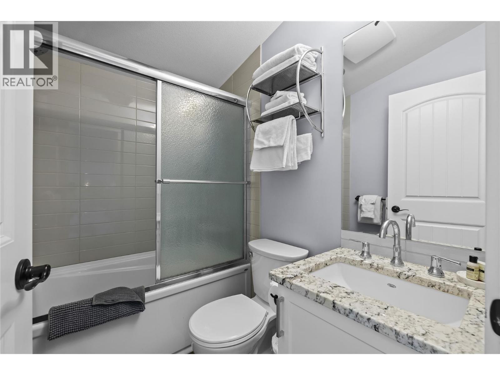 7013 Barcelona Drive Unit# 40, Kelowna, British Columbia  V1Z 3R8 - Photo 38 - 10374343